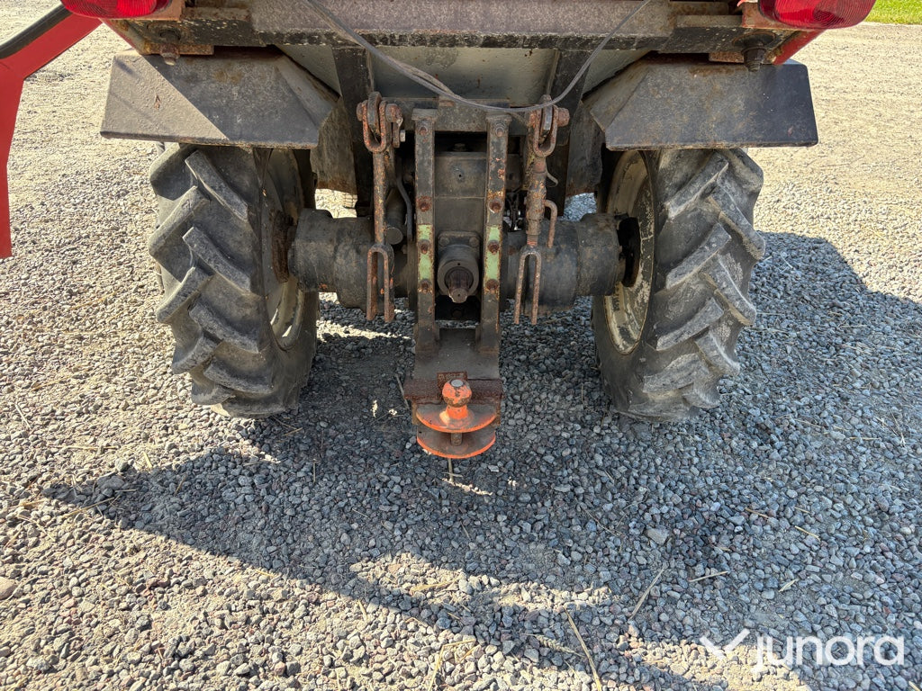 Traktor Holder B 18