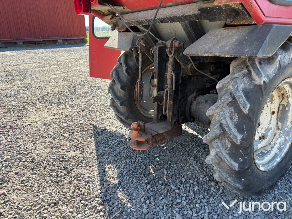 Traktor Holder B 18