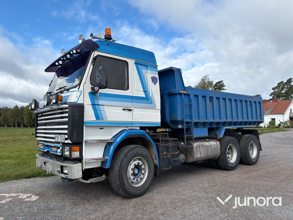 Vänta med publicering, Gustav ska skicka mer bilder | Tippbil - Scania 143H 500