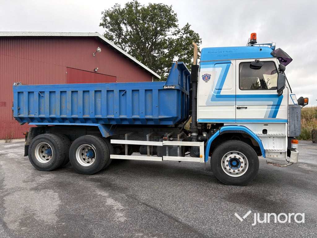 Vänta med publicering, Gustav ska skicka mer bilder | Tippbil - Scania 143H 500