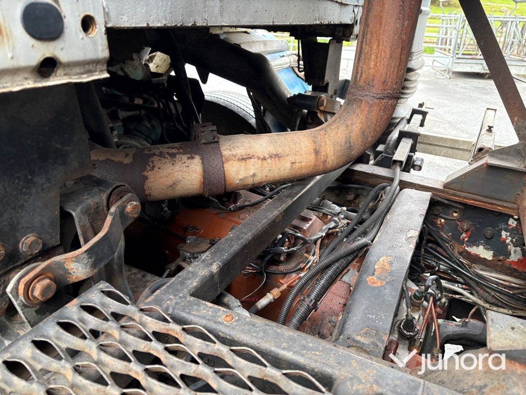 Vänta med publicering, Gustav ska skicka mer bilder | Tippbil - Scania 143H 500