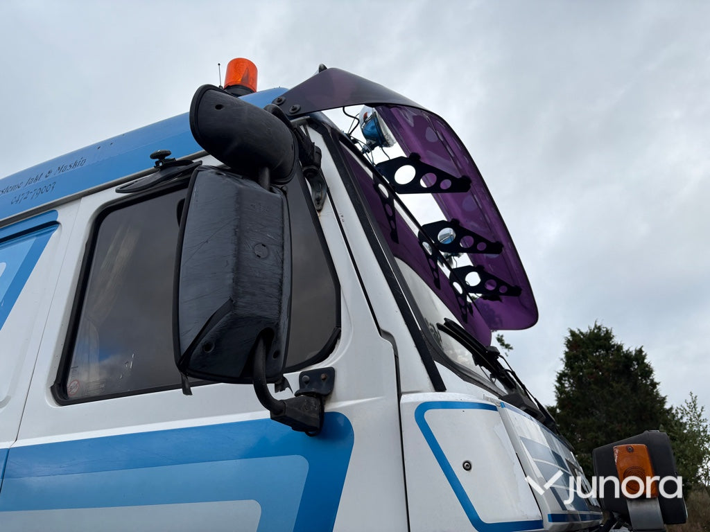 Vänta med publicering, Gustav ska skicka mer bilder | Tippbil - Scania 143H 500