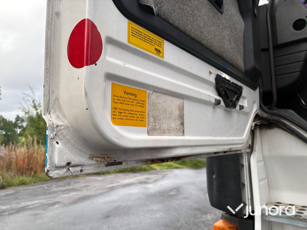 Vänta med publicering, Gustav ska skicka mer bilder | Tippbil - Scania 143H 500