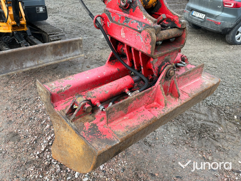 Grävmaskin - Hanix H36A