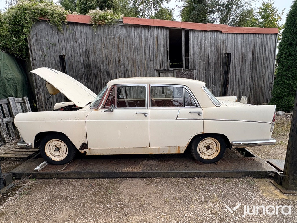 Austin Cambridge