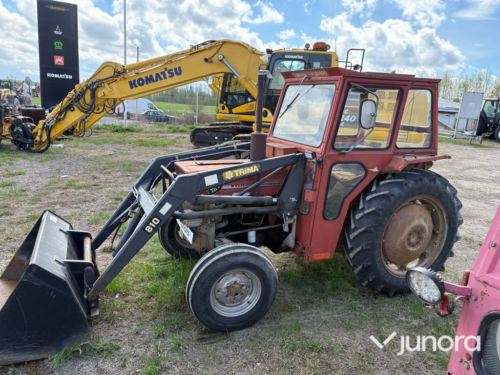 Traktor - Massey Ferguson, 135 S