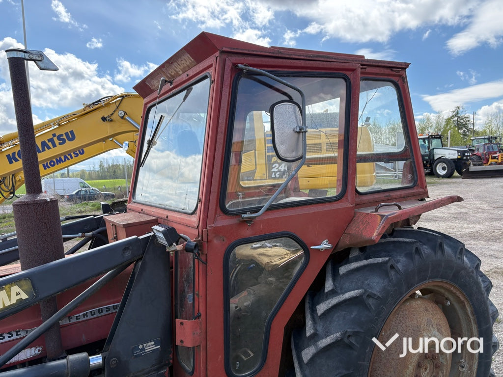 Traktor - Massey Ferguson, 135 S