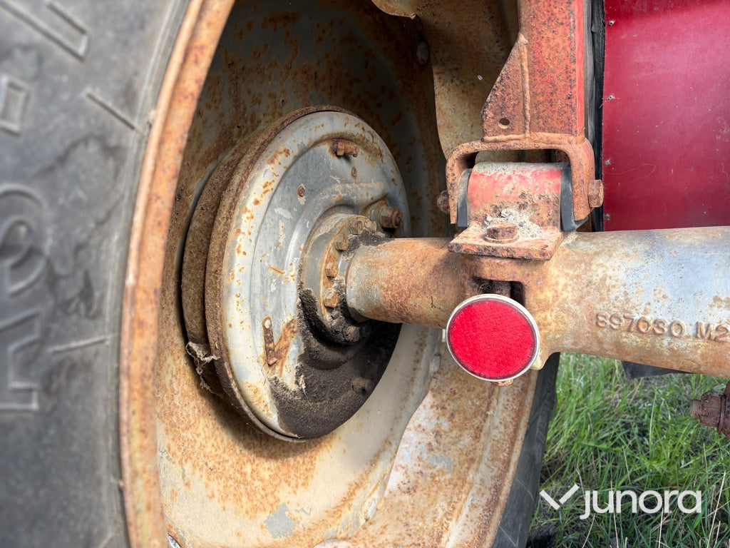 Traktor - Massey Ferguson, 135 S