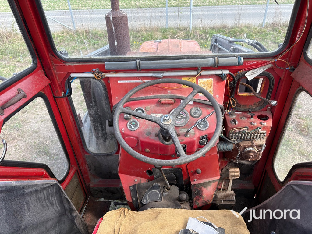 Traktor - Massey Ferguson, 135 S
