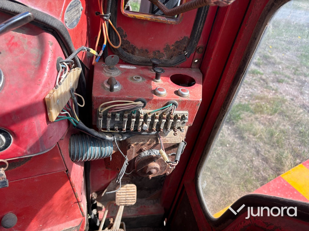 Traktor - Massey Ferguson, 135 S