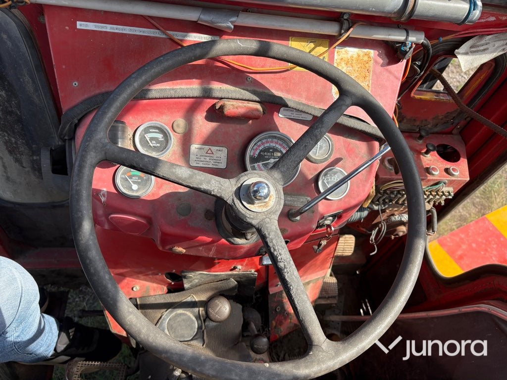 Traktor - Massey Ferguson, 135 S
