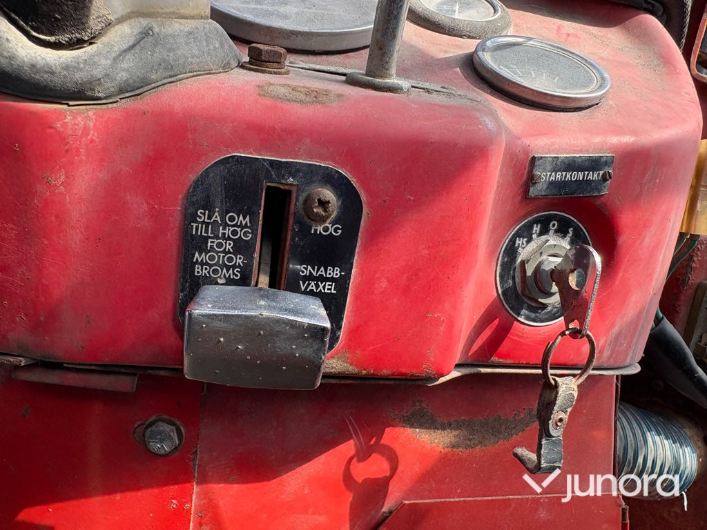 Traktor - Massey Ferguson, 135 S