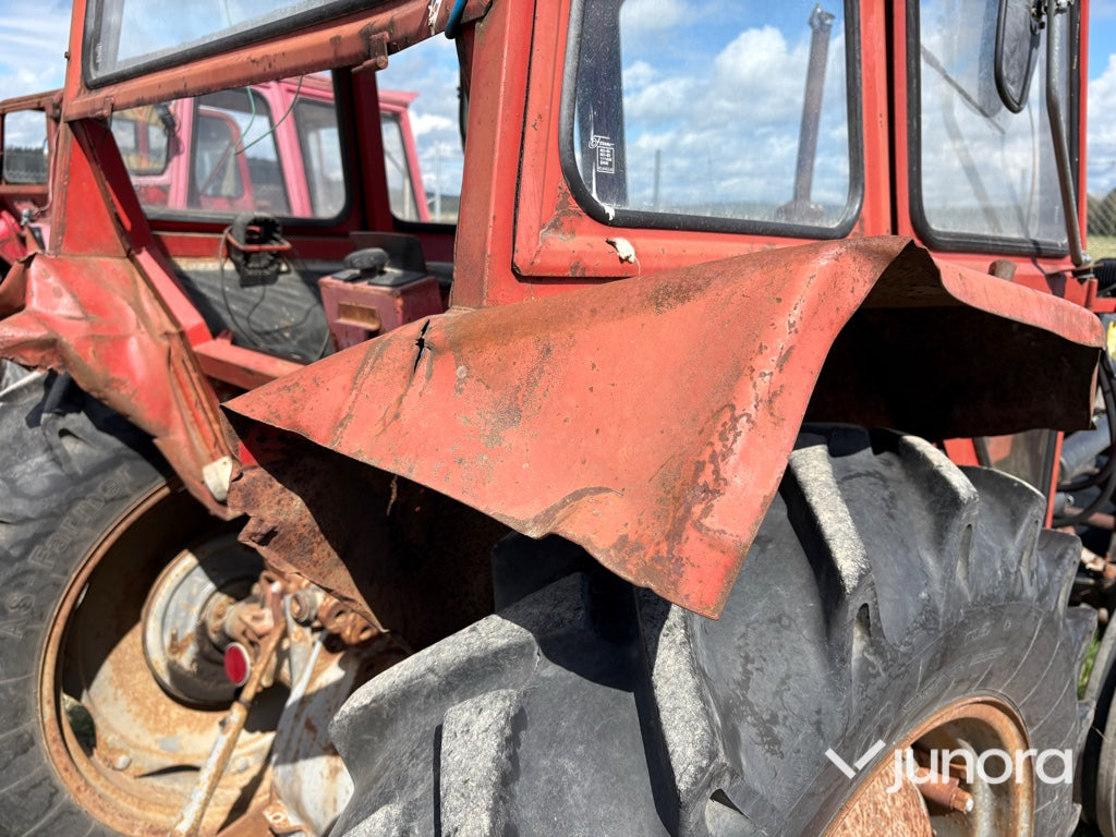 Traktor - Massey Ferguson, 135 S