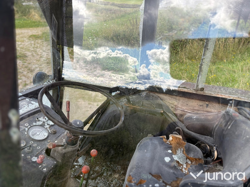Traktor John Deere 2130