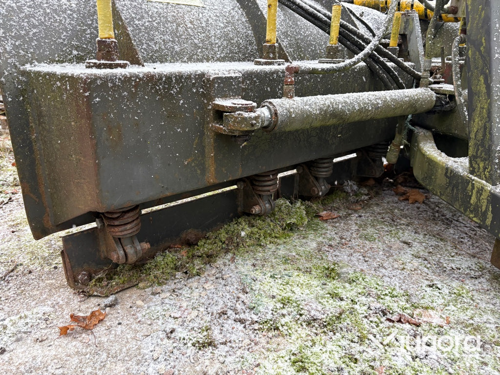 Vikplog - Uni-Väg UV-280