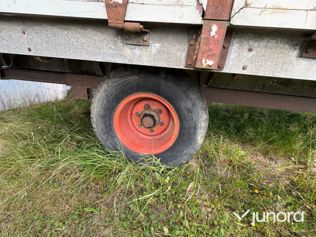 Lastvagn/gårdsvagn