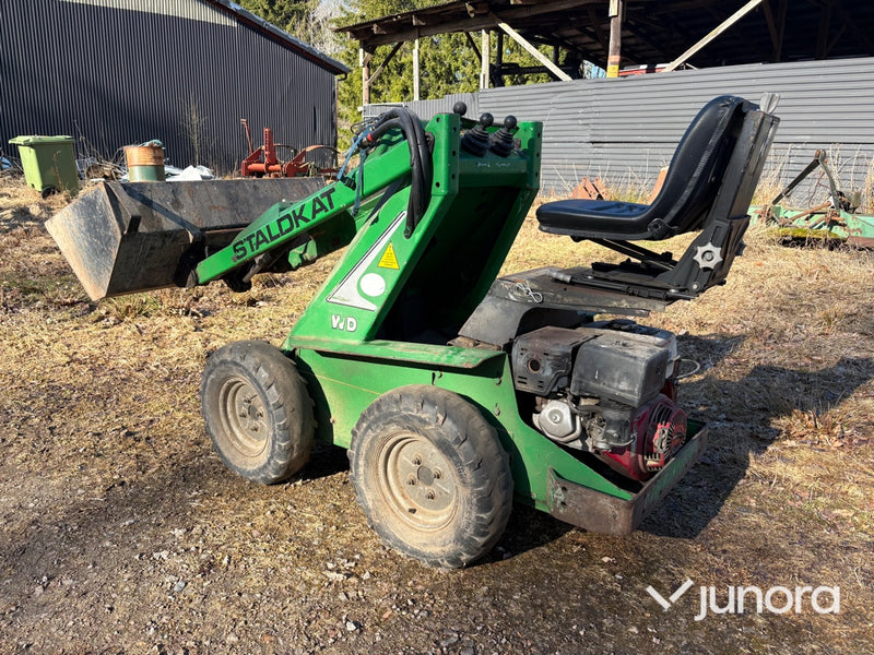 Minilastare - Avant, Profi Staldkat 4WD