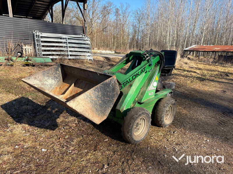 Minilastare - Avant, Profi Staldkat 4WD