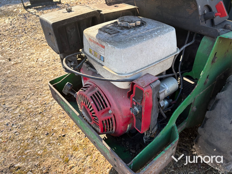 Minilastare - Avant, Profi Staldkat 4WD