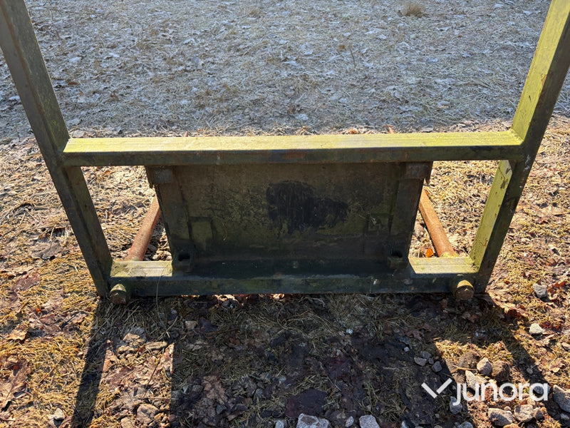 Minilastare - Avant, Profi Staldkat 4WD