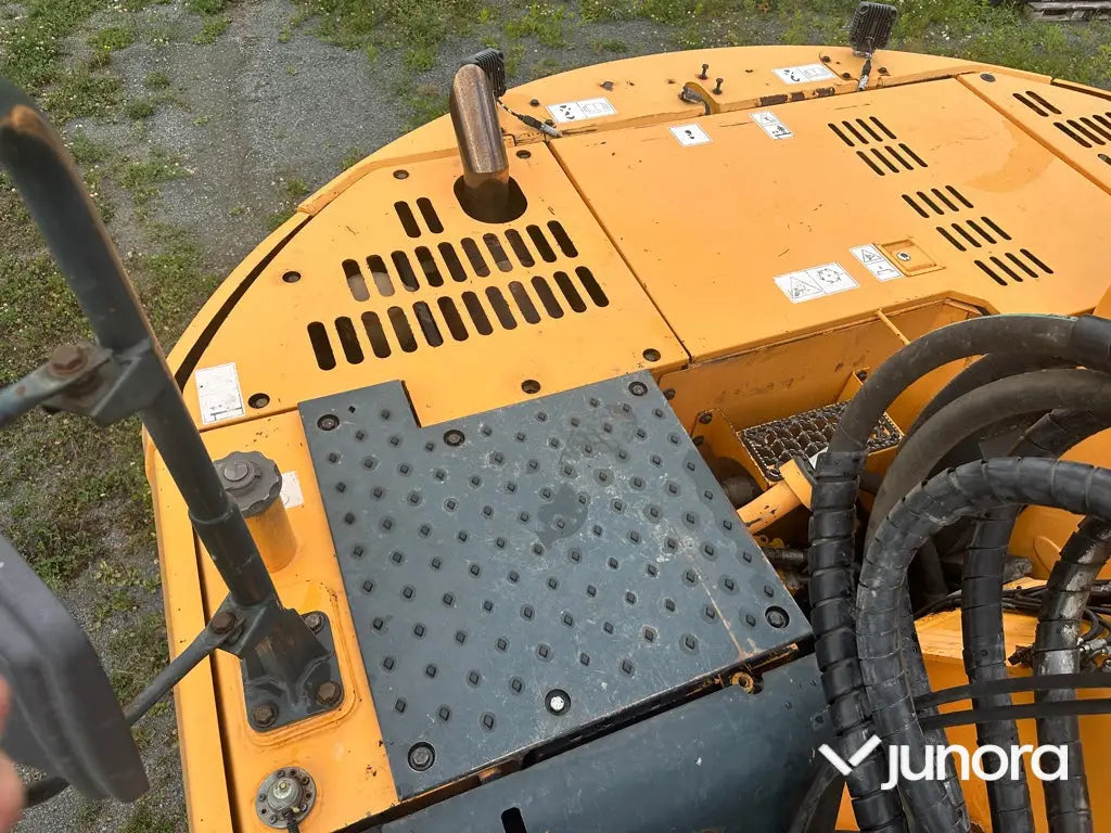 Grävmaskin Hyundai Robex 235 LCR