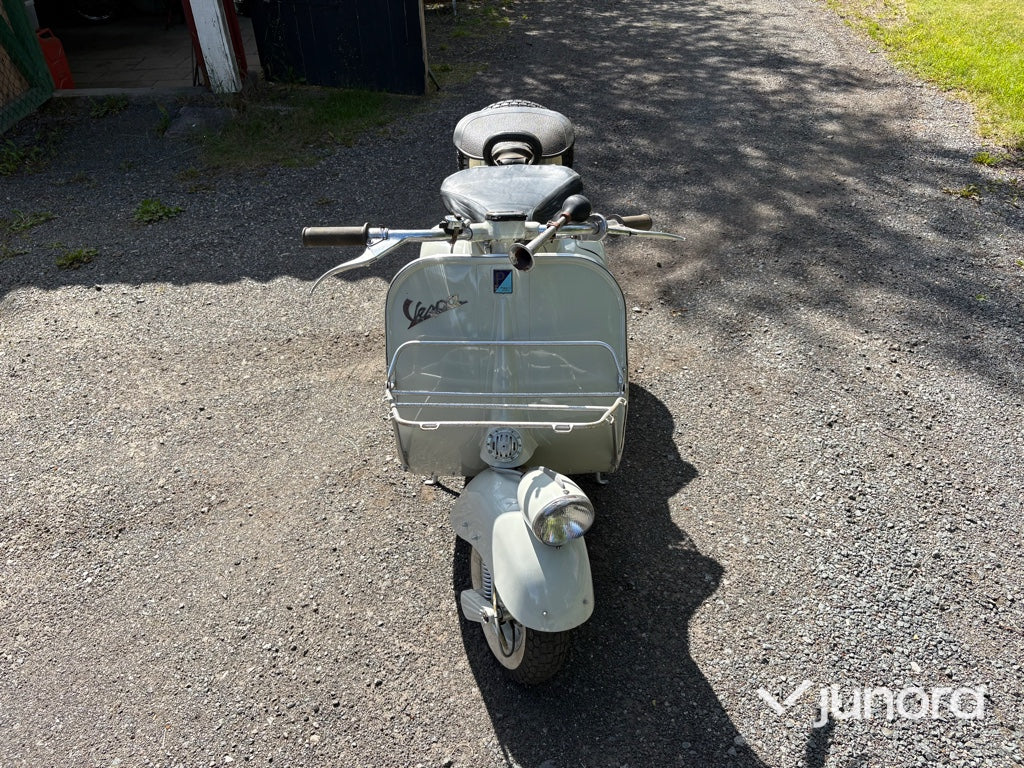 Lätt motorcykel - Vespa, Elite 53