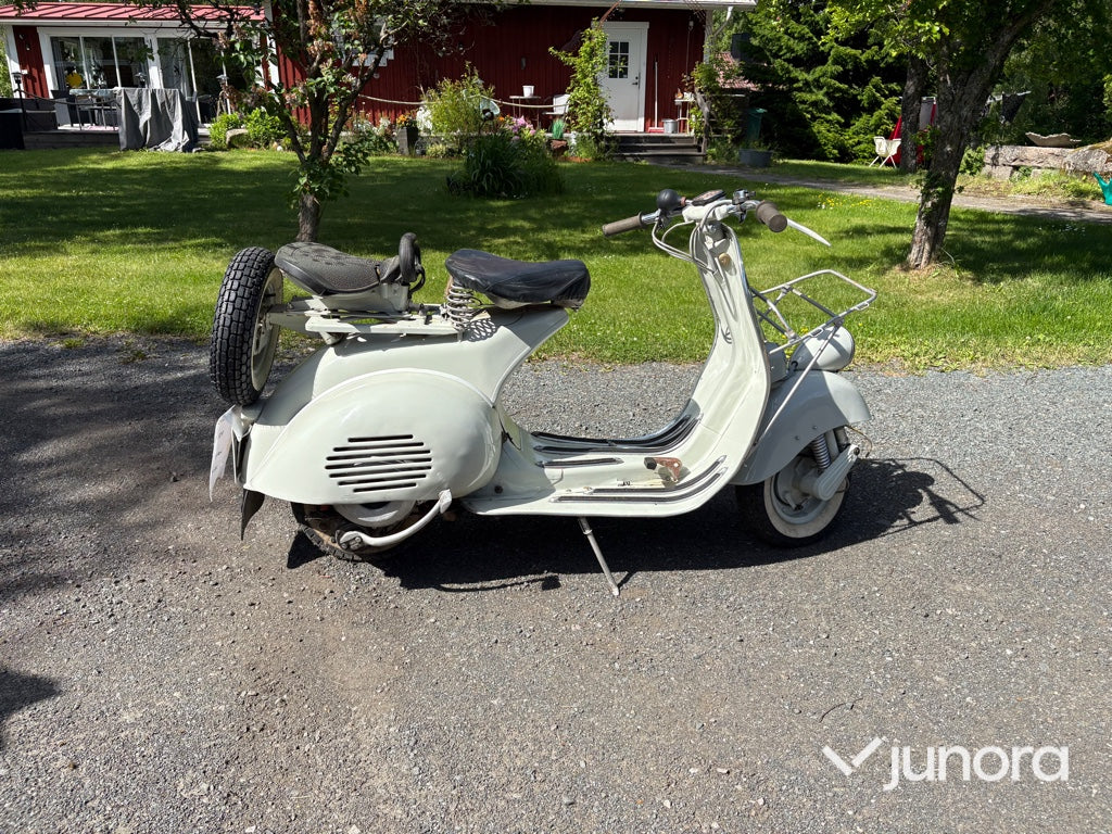 Lätt motorcykel - Vespa, Elite 53