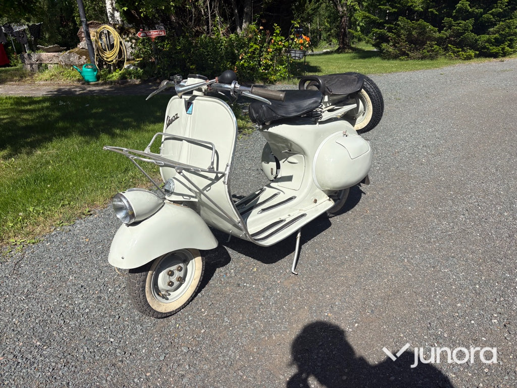 Lätt motorcykel - Vespa, Elite 53