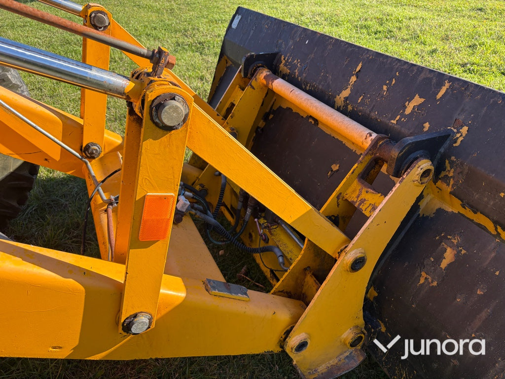 Traktorgrävare JCB 4CX