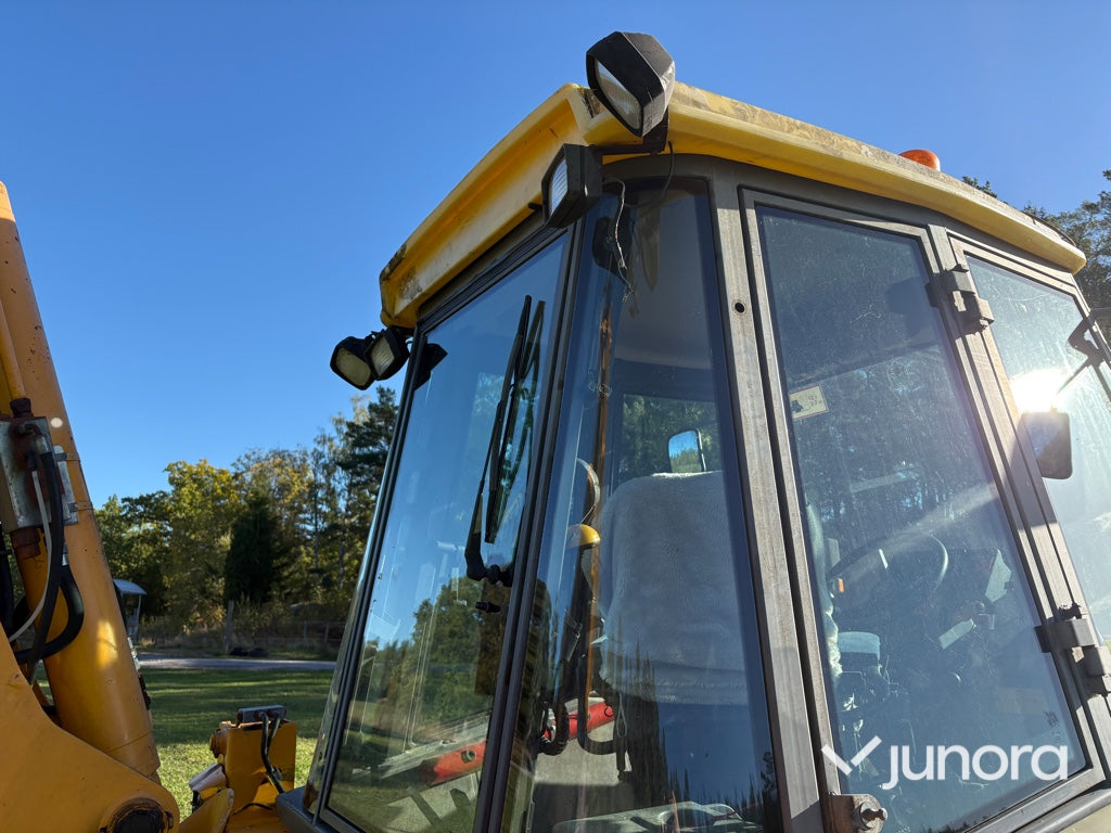 Traktorgrävare JCB 4CX