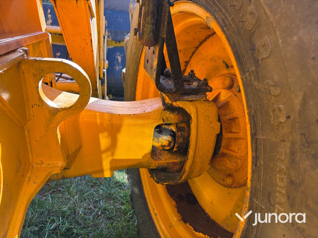 Traktorgrävare JCB 4CX