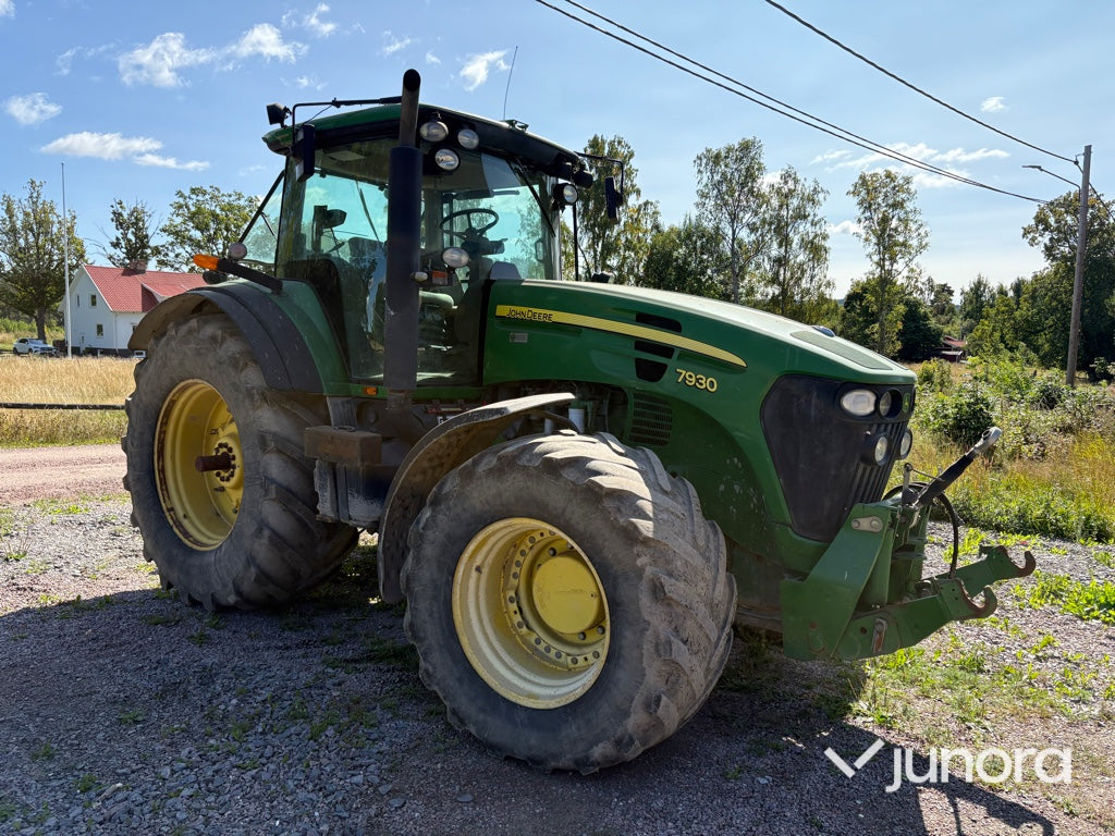 Traktor John Deere 7930