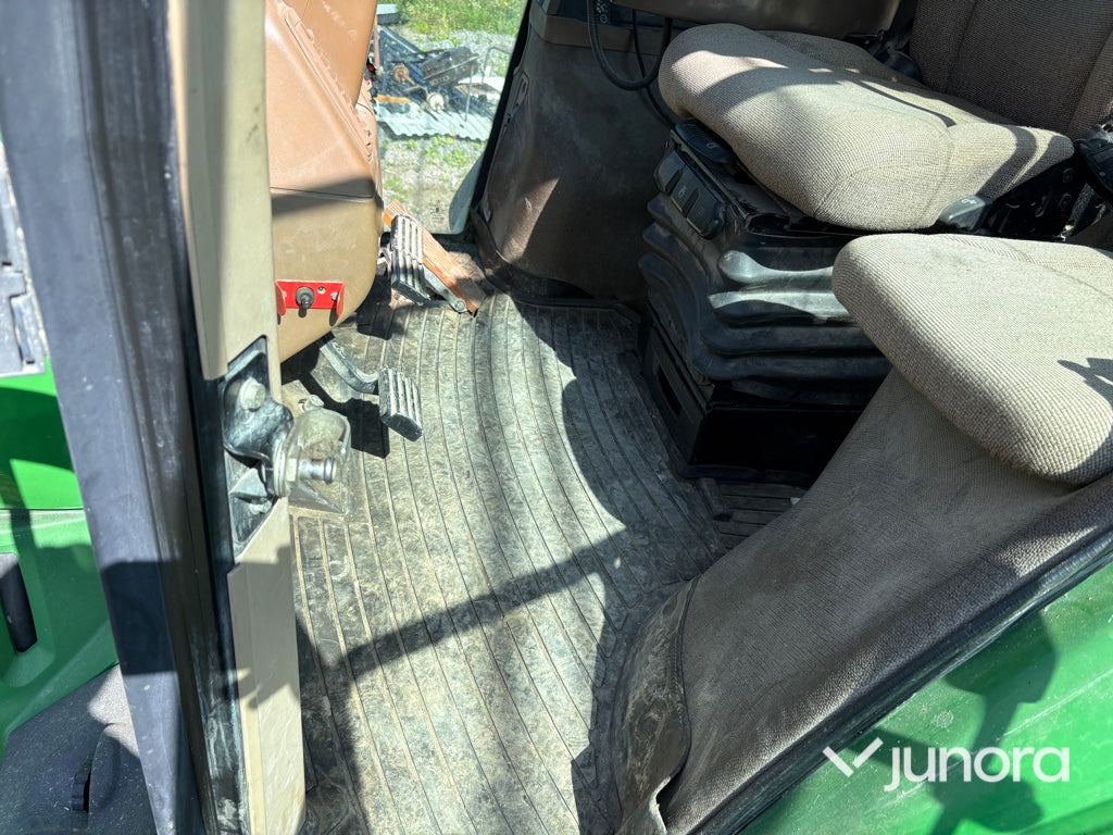 Traktor John Deere 7930