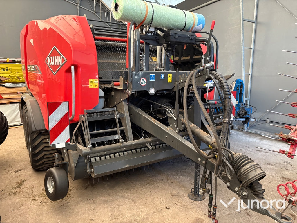 Rundbalspress + Inplastare - Kuhn, FBP 3135 Intelliwrap
