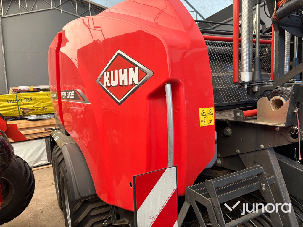 Rundbalspress + Inplastare - Kuhn, FBP 3135 Intelliwrap