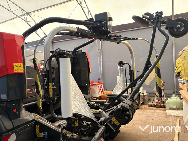 Rundbalspress + Inplastare - Kuhn, FBP 3135 Intelliwrap