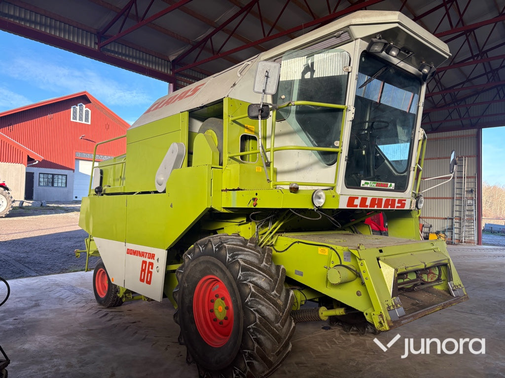 Skördetröska - Claas Dominator 86