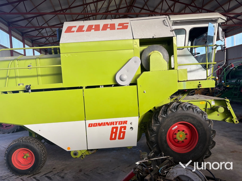 Skördetröska - Claas Dominator 86