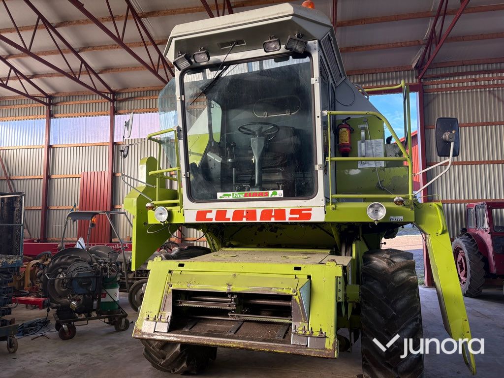 Skördetröska - Claas Dominator 86