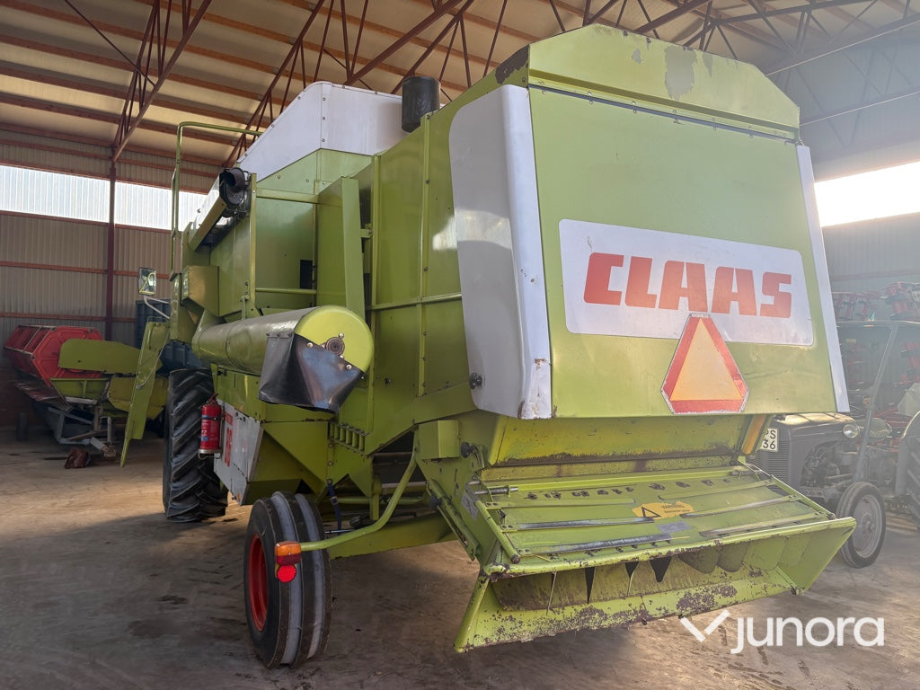 Skördetröska - Claas Dominator 86