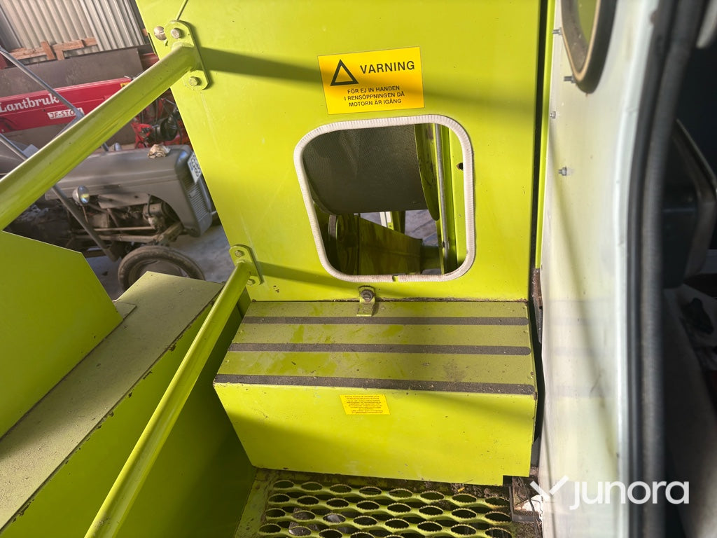 Skördetröska - Claas Dominator 86