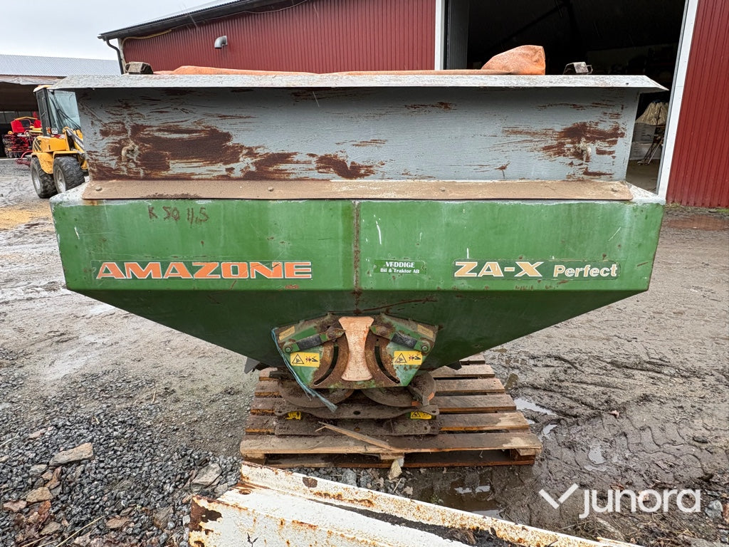 Gödselspridare - Amazone, ZA-X Perfect