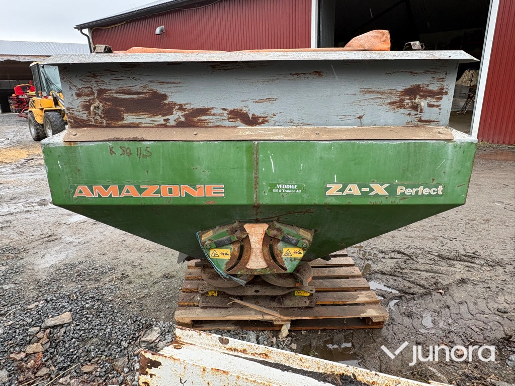 Gödselspridare - Amazone, ZA-X Perfect