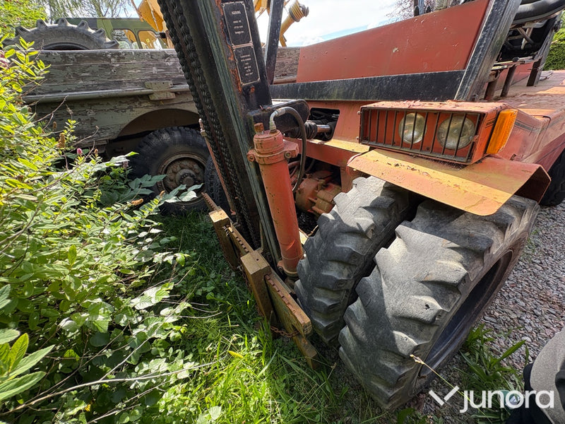 Truck Desta DVHM 3222TN