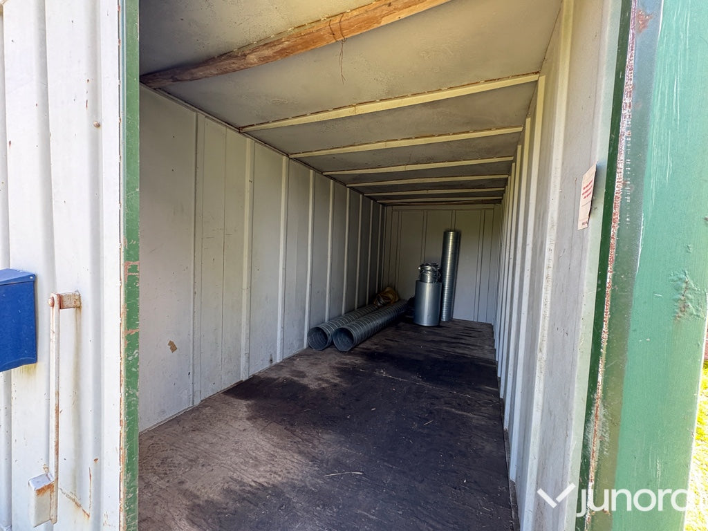 Container