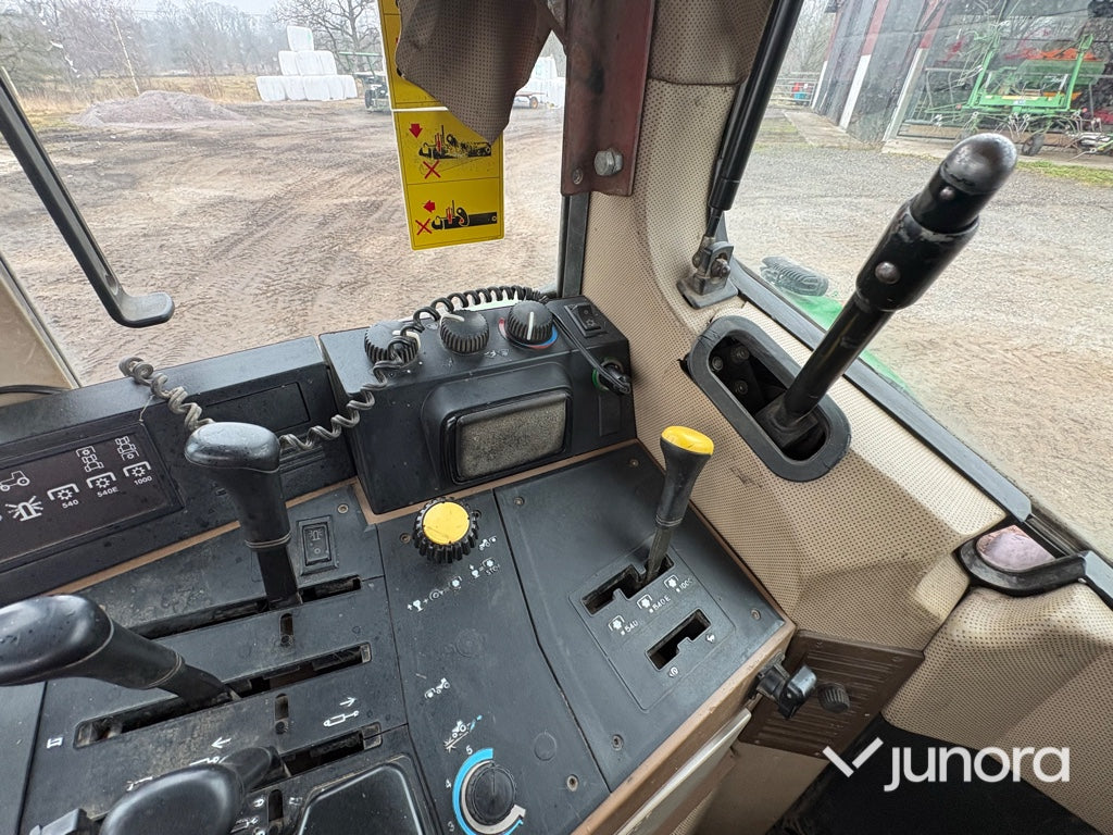 Traktor - John Deere, 6600 4WD