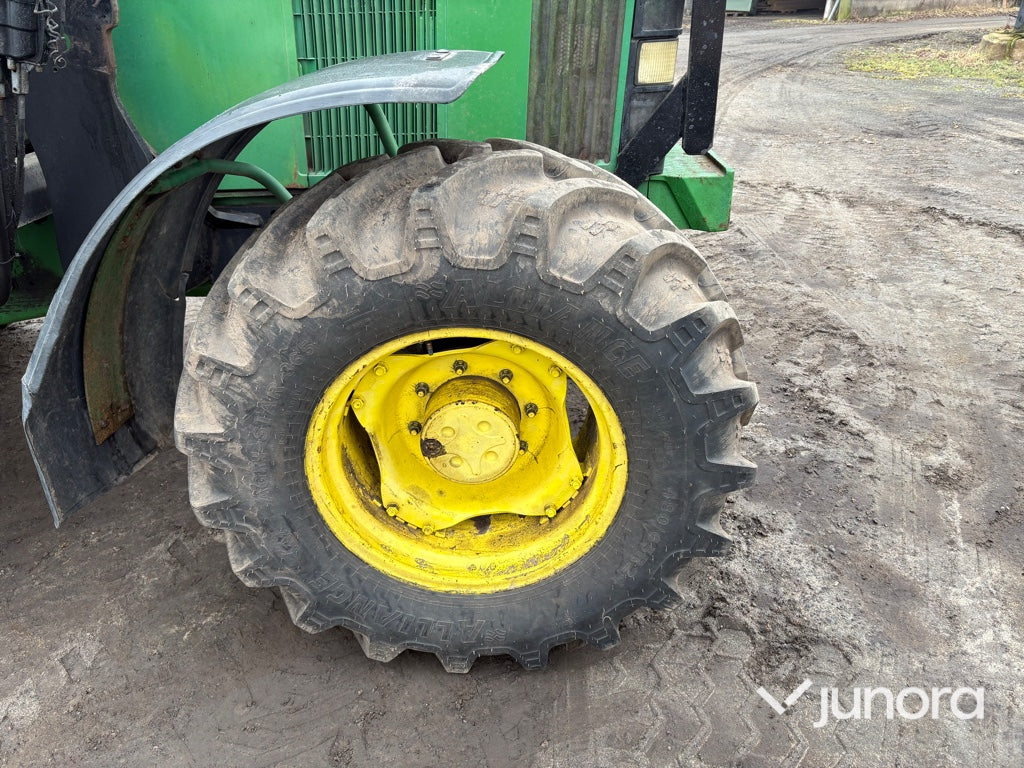 Traktor - John Deere, 6600 4WD