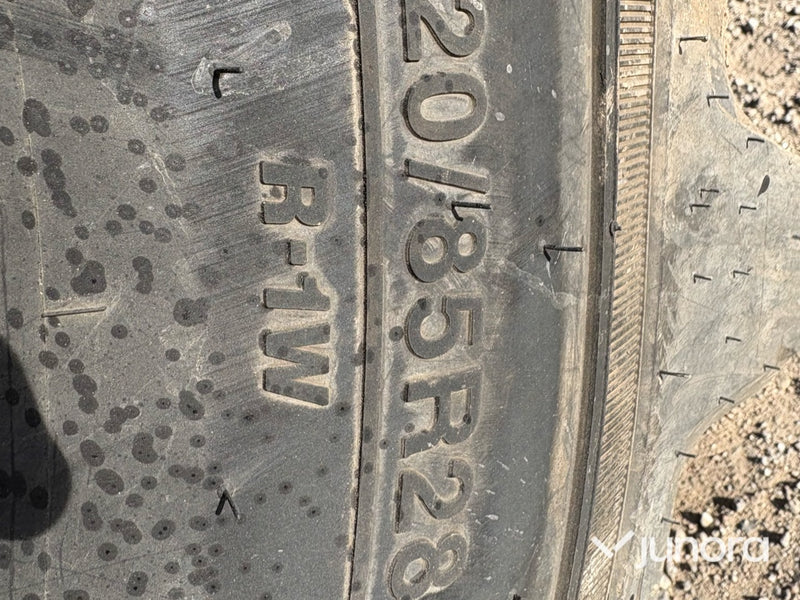 New Holland T7.185 Traktor