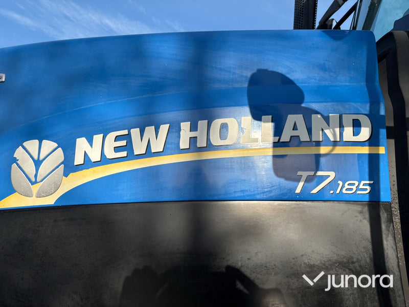 New Holland T7.185 Traktor