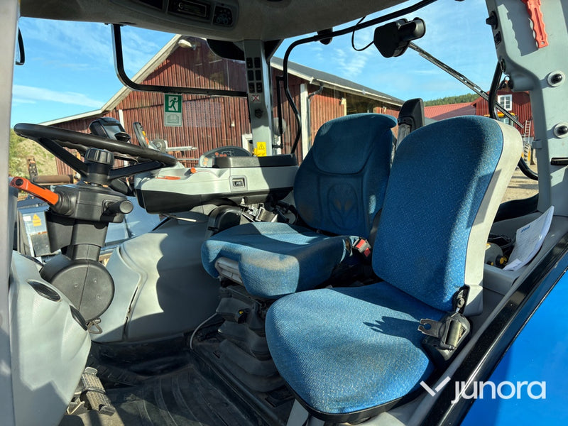 New Holland T7.185 Traktor